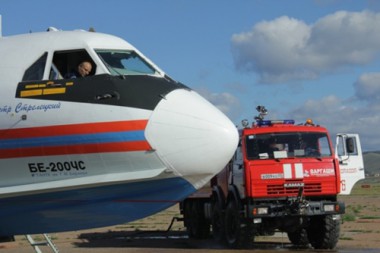 Два самолета-амфибии начали тушить лесные пожары в Бурятии